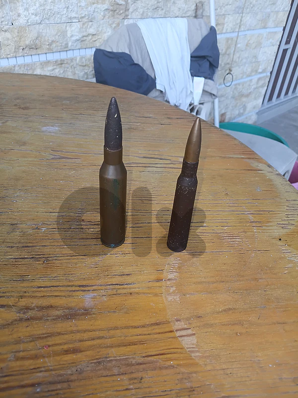 2 big bullets for show [for vitrine]للعرض
