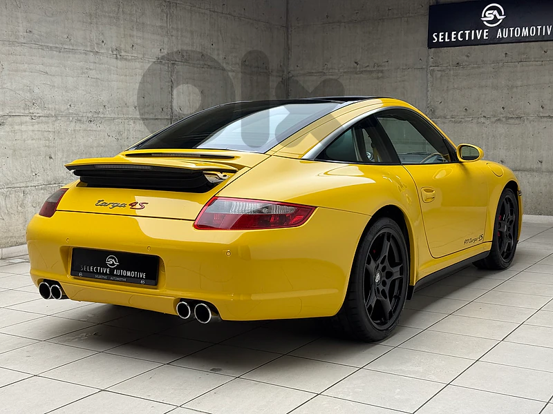 Porsche 997.1 Targa 4S Racing yellow