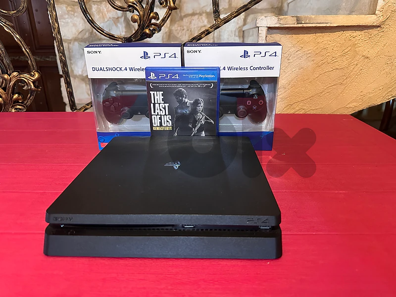 PS4 Slim 1TB