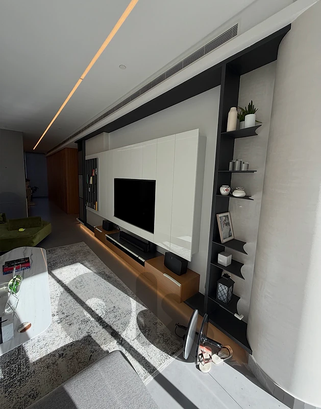MARINA VIEW | UPGRADED | SEMi-FURNISHED | MODERN | DOWNTOWN