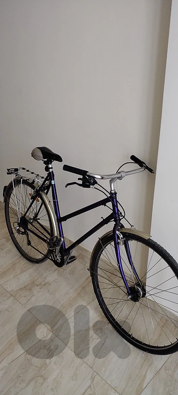 2 bicycles
