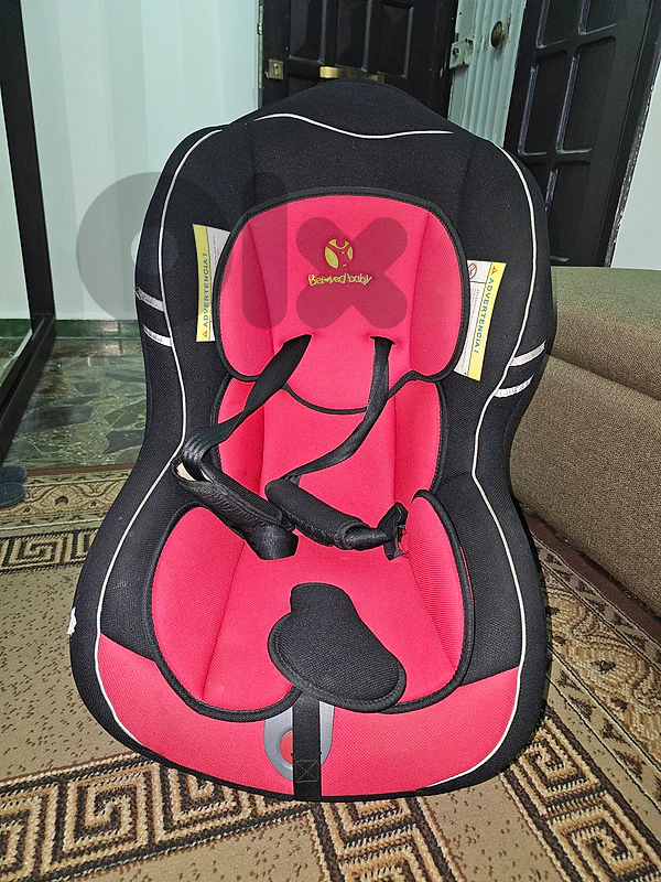car seat  from 0 to 18 kg