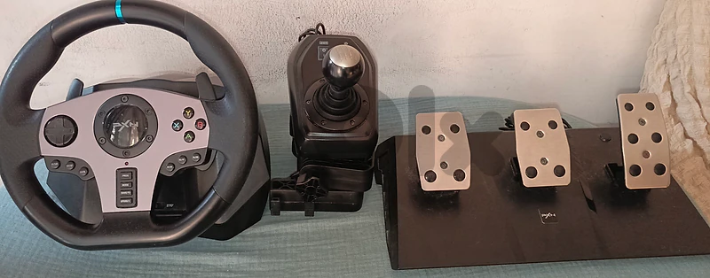 pxn v9 steering wheel