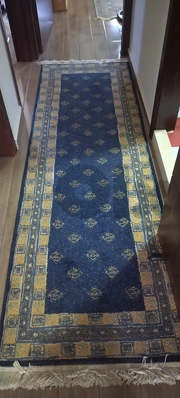 2 carpets