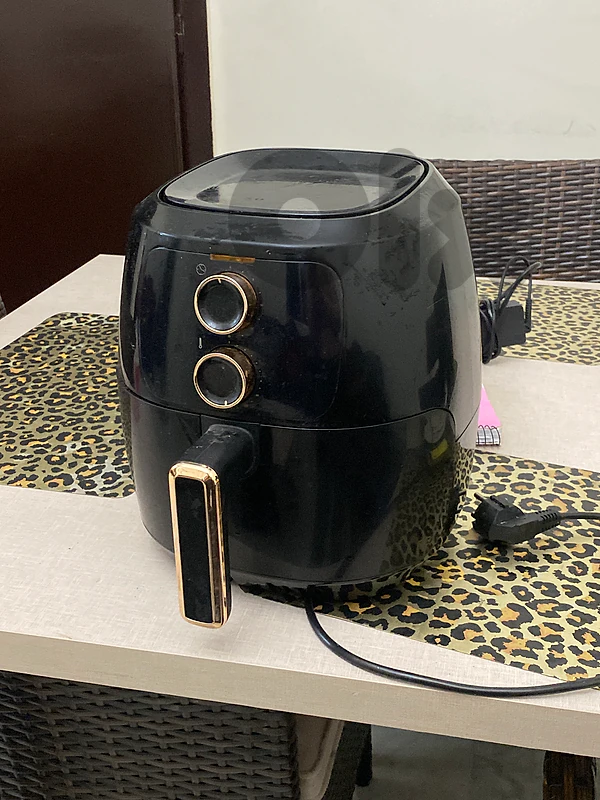 Sokany Air Fryer – Big Size – Good Condition