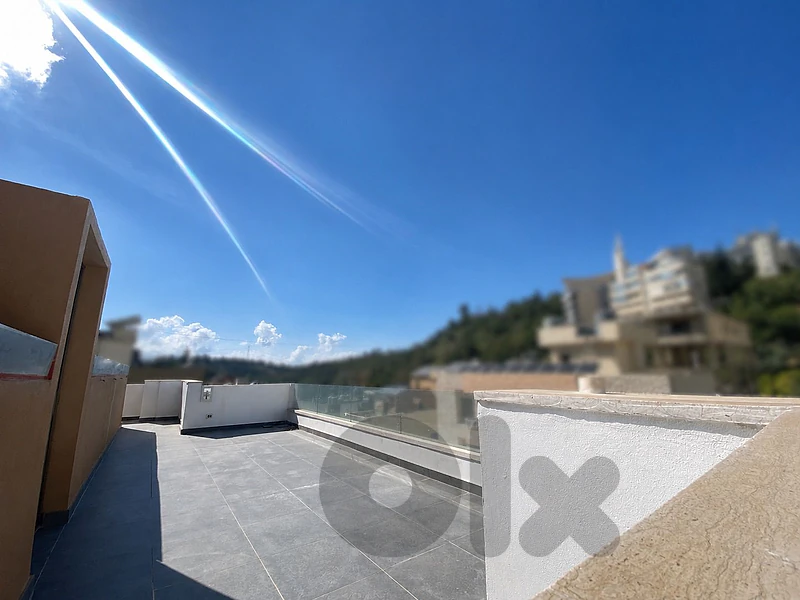 Duplex for Sale in Beit El Chaar with Roof