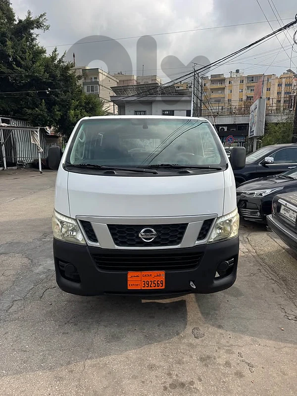 Nissan Urvan  2015