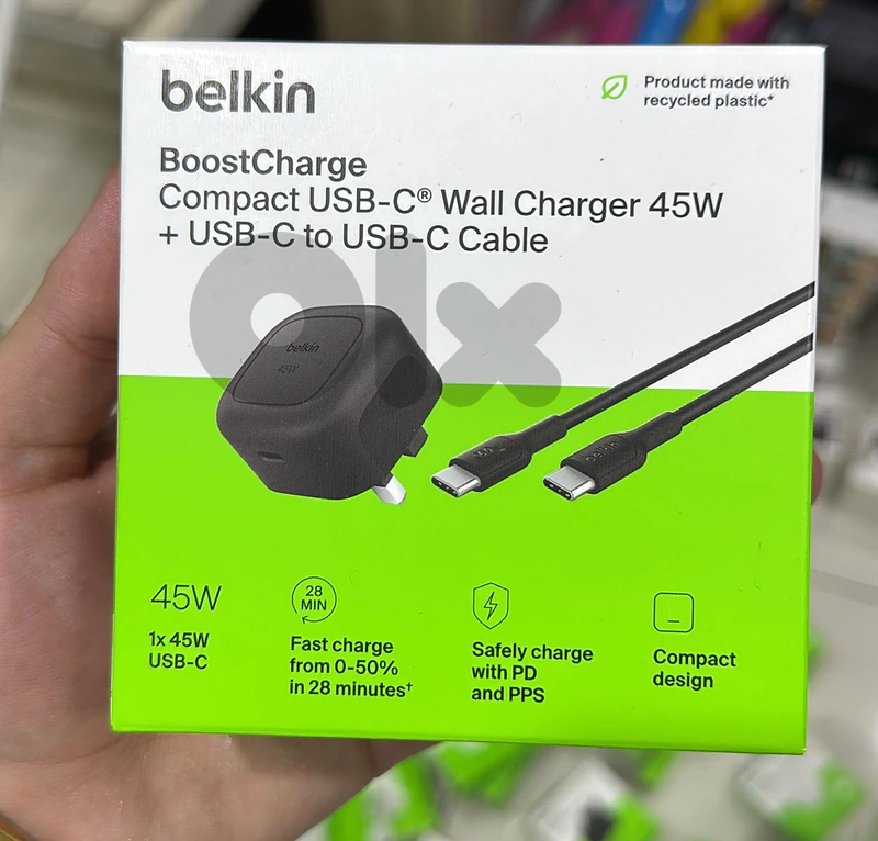 Belkin Boostcharge compact usb-c wall charger 45w 3pin charger black+u