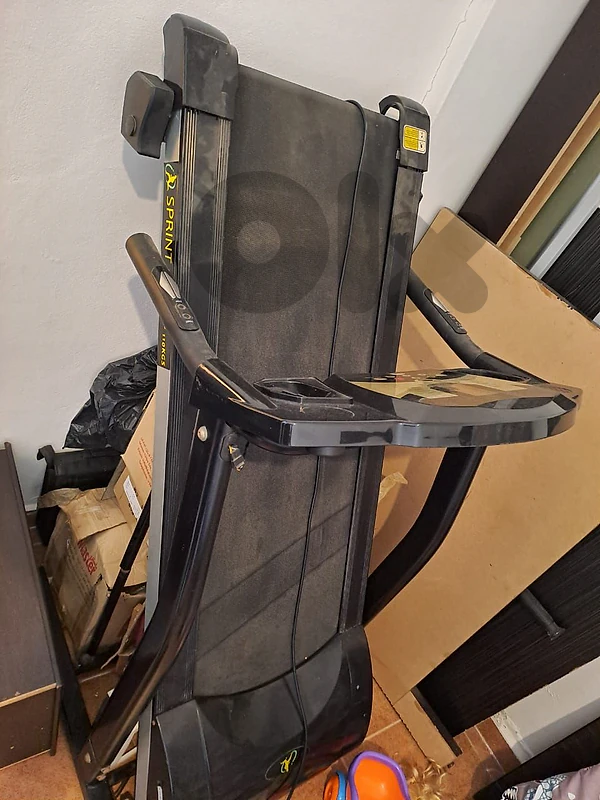 Treadmill مكنة مشي