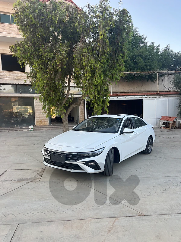 Hyundai Elantra 2025 hyundai elantra 2025 0km