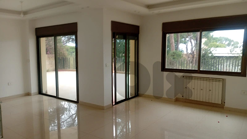 Apartment for sale in Mansourieh شقة للبيع في منصورية