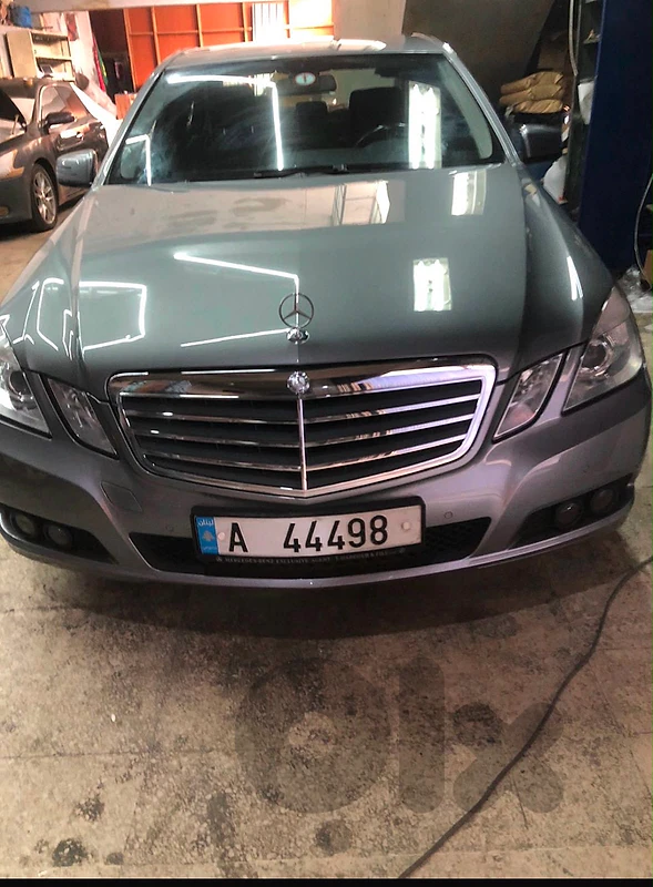 Mercedes-Benz E-Class 2011