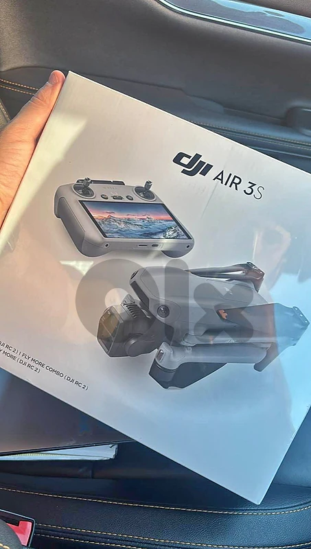 Dji Air3s fly more combo