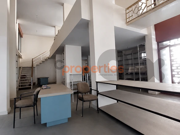 Shop/Showroom for Sale in Jdeideh صالة عرض للبيع في الجديدة CPSM274