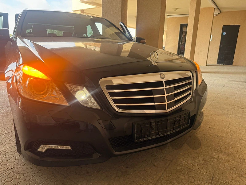 Mercedes-Benz E-Class 2010 350
