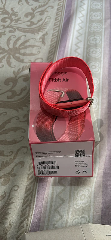 GOOGLE FITBIT AIR SUPER NEW