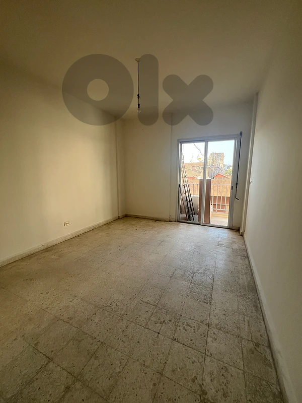 Apartment for sale in Mansourieh 125,000$ شقة للبيع في المنصورية