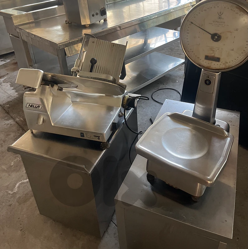 total kitchen equiptment for restaurant