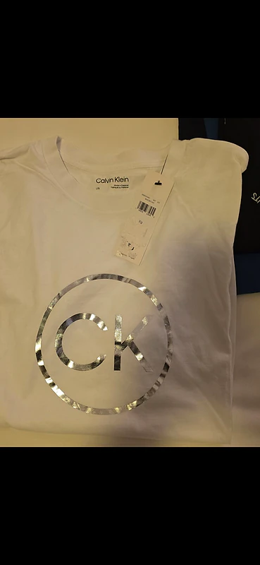 Calvin klein T.shirt size large