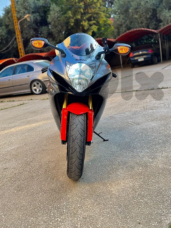 gsxr 750 top