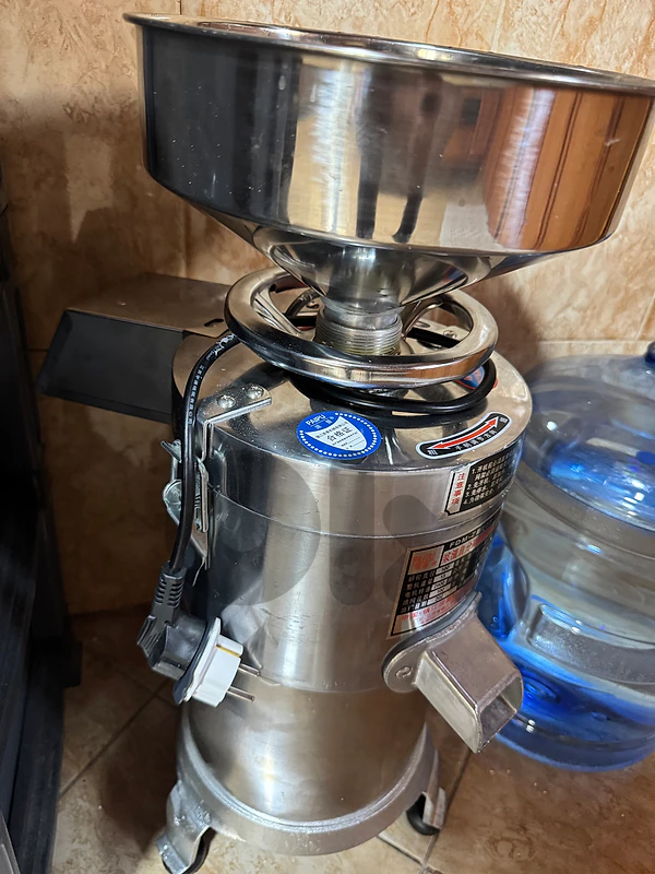 مكينة حليب الصويا 🥛