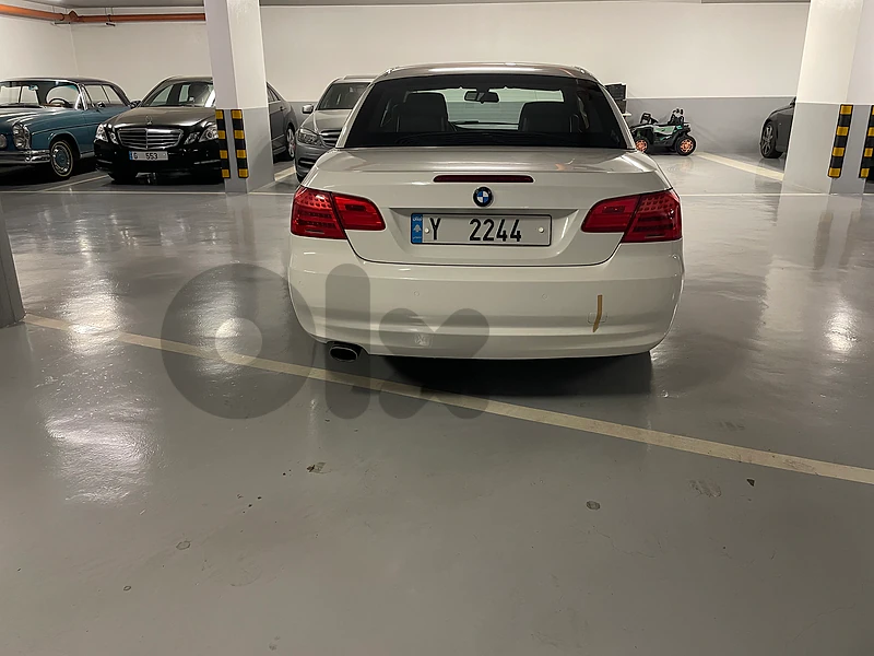 BMW 3-Series 2012 convertible Hard top