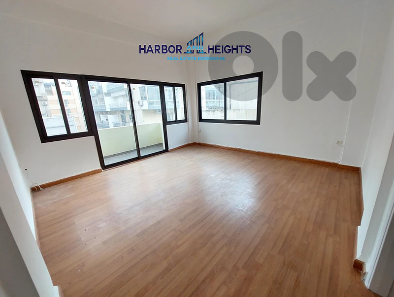 Office for Rent in Badaro - مكتب للإيجار في بدارو