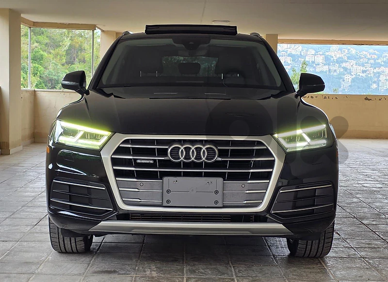 AUDI Q5 2018 PREMIUM PLUS!! SUPER CLEAN!