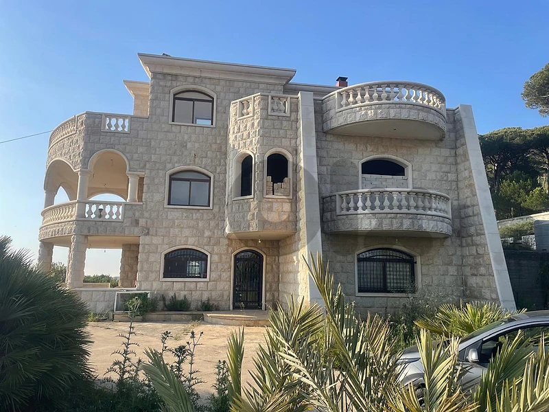 Villa for Rent in Ras El Maten فيلا للإيجار في رأس المتن