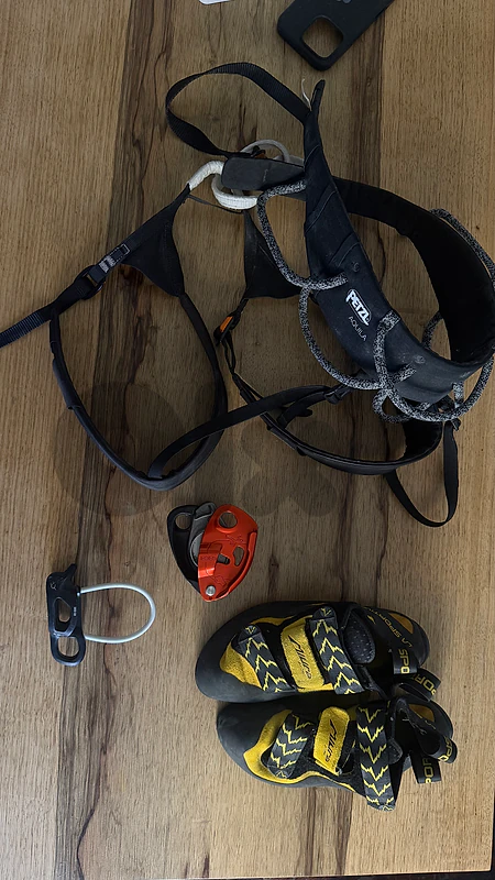Climbing gear- harness/shoes/belay device
