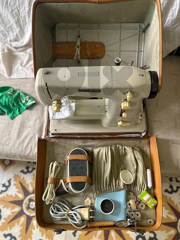 Automatic Major Friarm Sewing machine