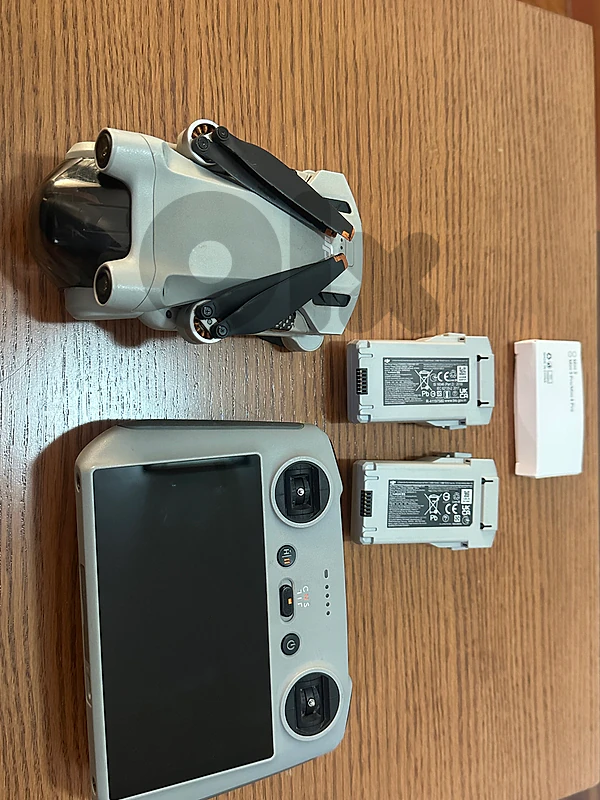 DJI mini 3 pro combo