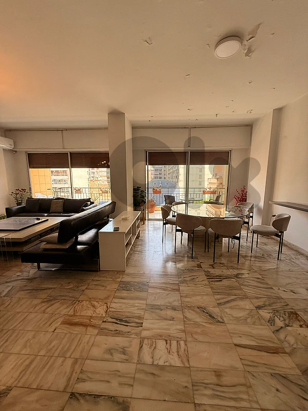 Fully Furnished Apartment For Sale in Hamra 410,000$ شقة مفروشة بالكامل للبيع في الحمرا