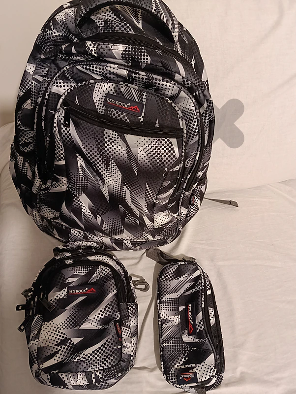 school bag set of 3 clean like new45/30/18 cm