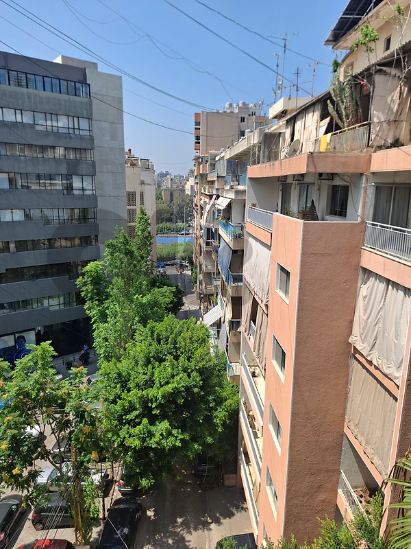 Achrafieh Hotel Dieu Spacious 170m 3 bedrooms appartment for sale.