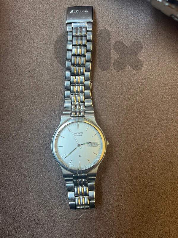 5Y23-8A10 seiko silver watch