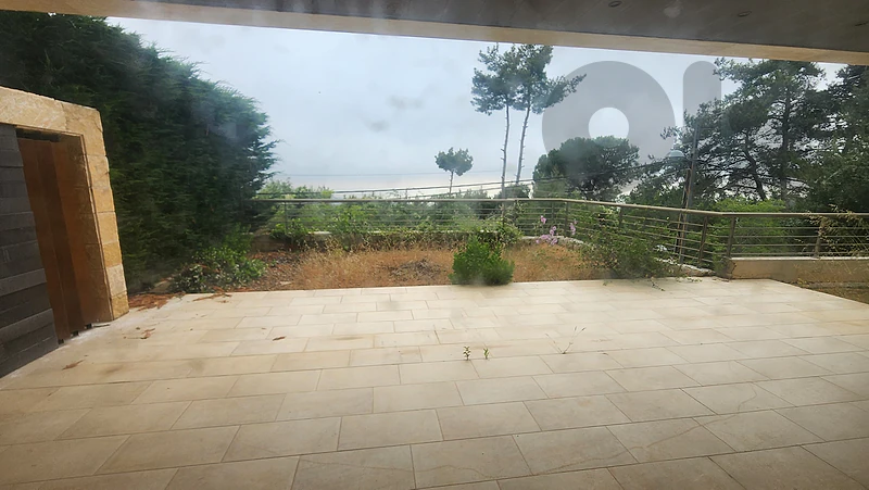 Apartment For Sale at Ballouneh | شقة للبيع بلونة