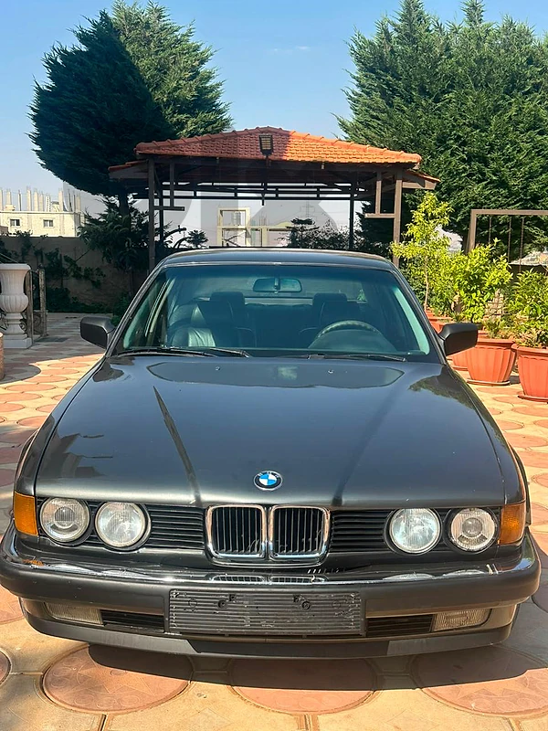 BMW 7-Series 1989 730 (E32)