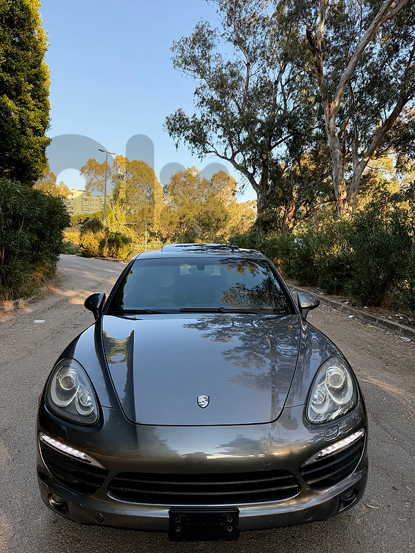 Porsche Cayenne 2012 Cayenne S V8 Platinum