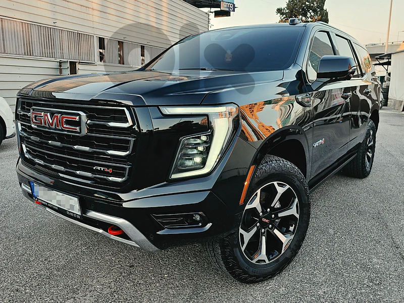 GMC Yukon 2025 AT4 6000km Company source