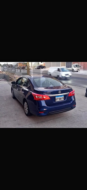 Nissan Sentra 2018