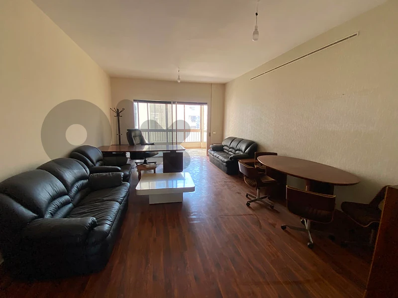 Office for Rent in Hamraمكتب للإيجار في الحمرا