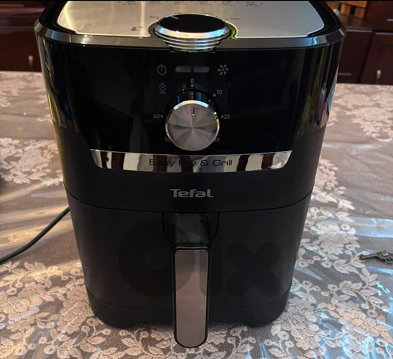 Tefal Airfryer 4.2L (1.2kg) - Excellent condition