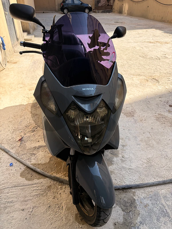 SilverWing 600 cc