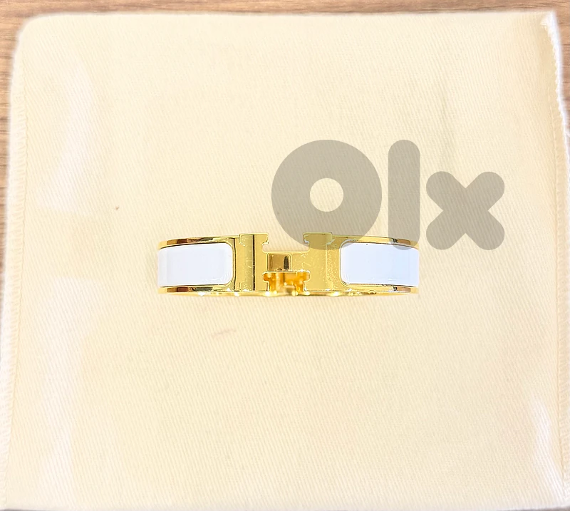 Hermes clic H