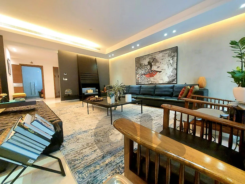 RA26-5211 Furnished Apartment for Sale in Clemenceau | 300 sqm RA26-5211 Furnished Apartment for Sale in Clemenceau | 300 sqm