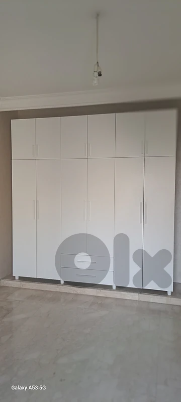 3 closets not used in excellent condition