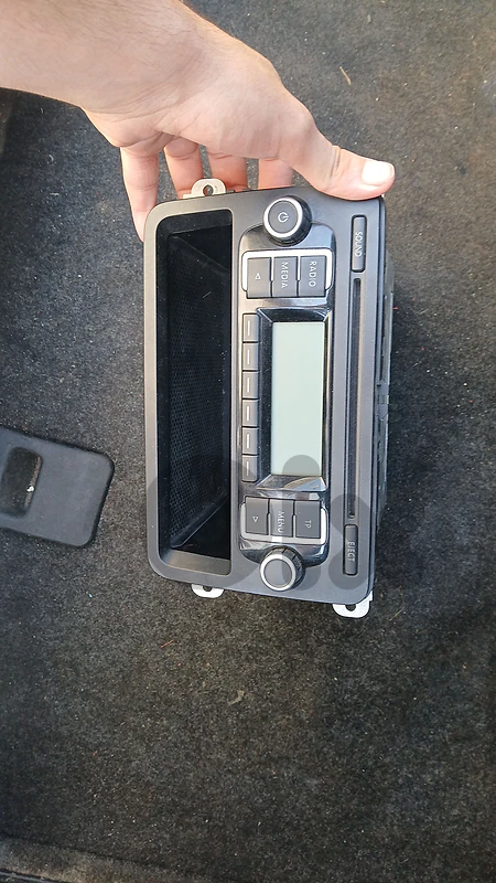Vw original radio with code
