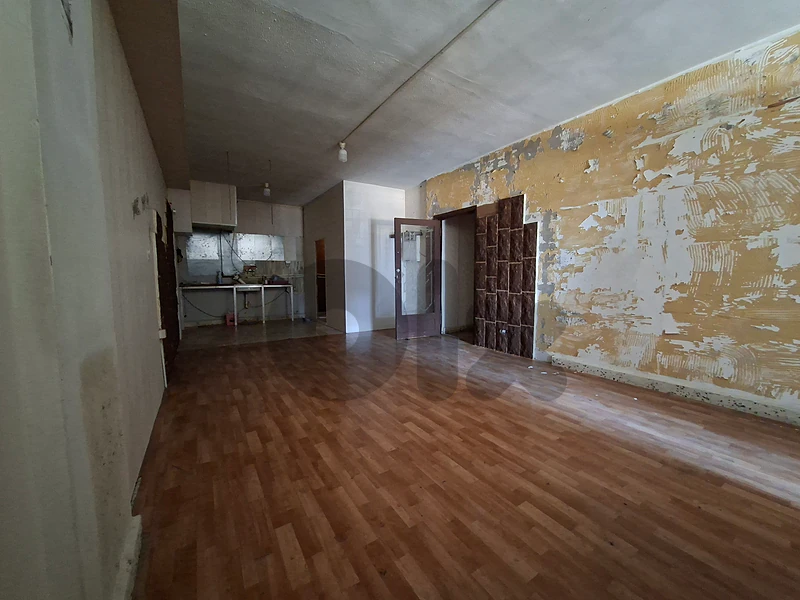 Office for Sale in Zalka – Highway Locationمكتب للبيع في الزلقا – موقع