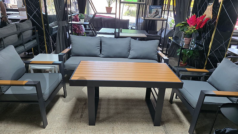 Aluminium set 5 siters.  طقم الومينيوم ٥ مقاعد